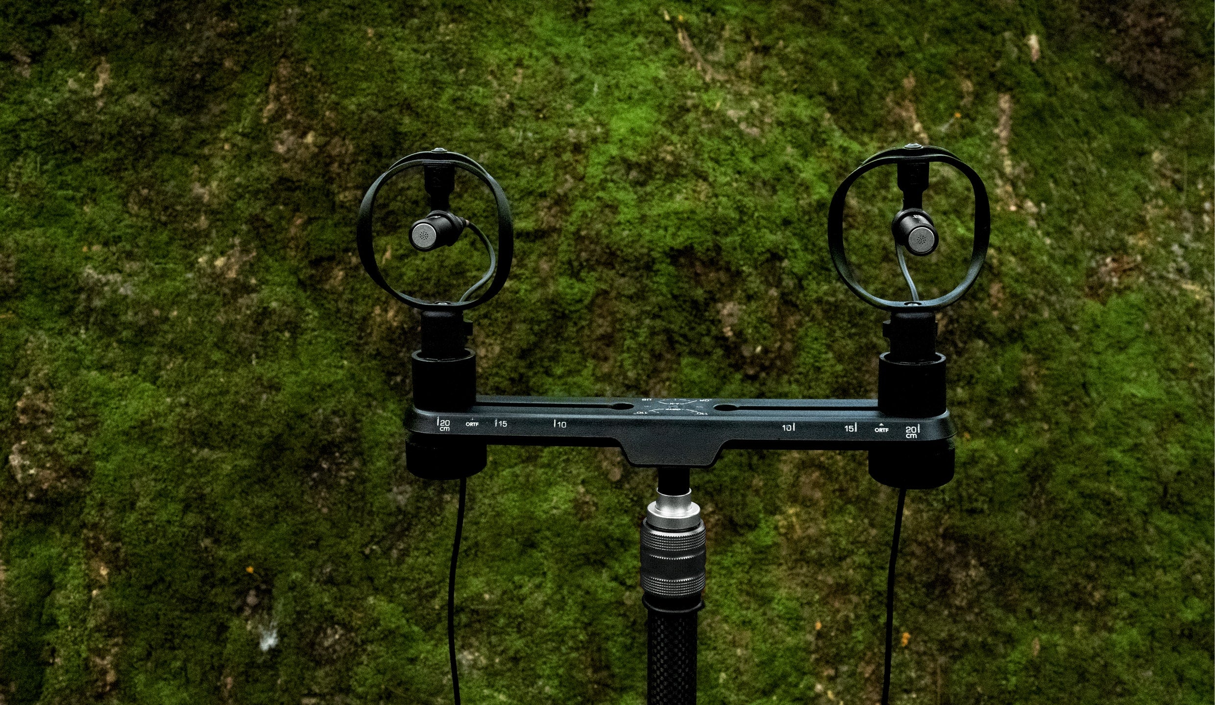 dze. Microphone 10mm (guān yīn)